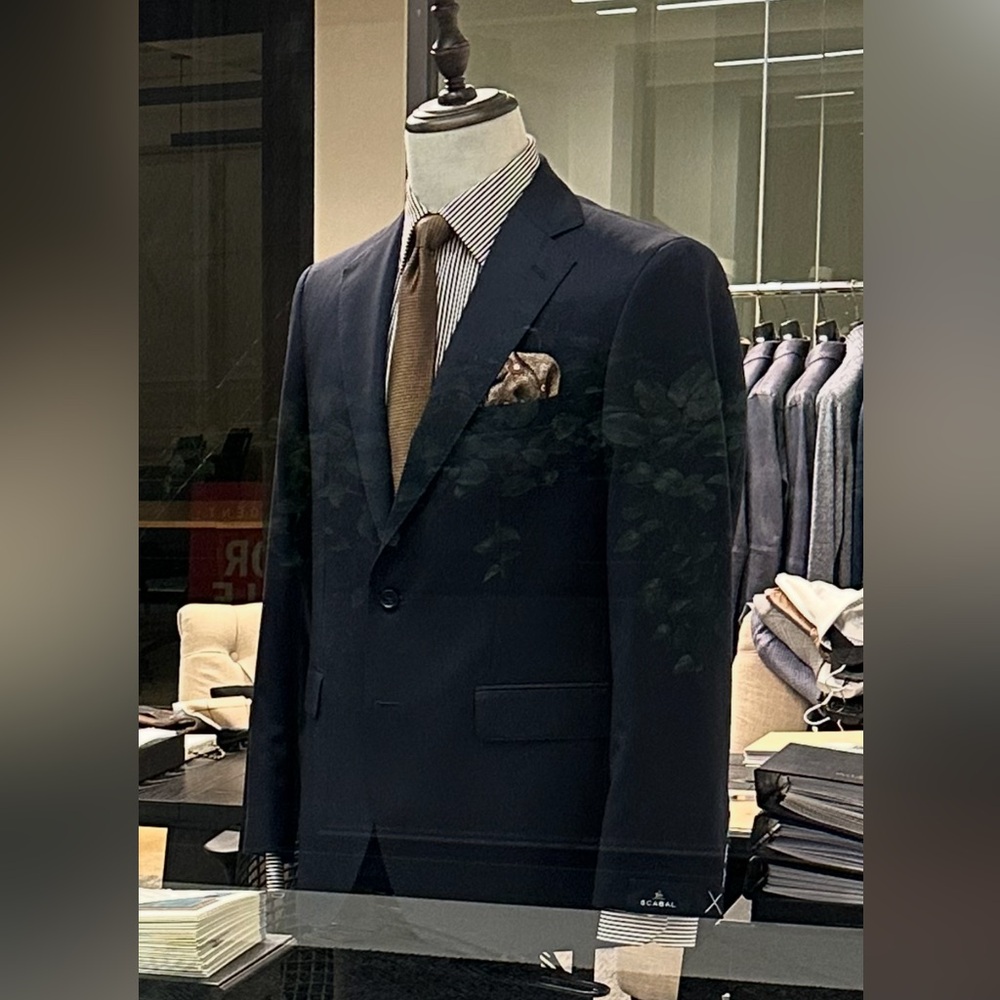 Modern Scabal Navy Suit Trim Fit